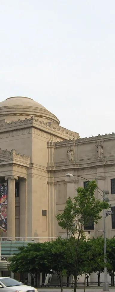 The Beaux-Arts facade of the Brooklyn Museum at 200 Eastern Parkway