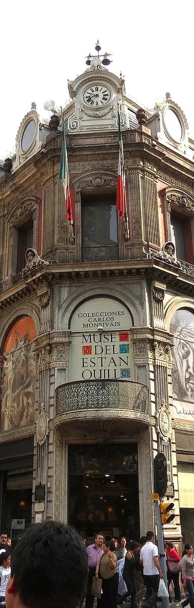 Facade of the Edificio La Esmeralda, home of the Museo del Estanquillo, on Madero street in Mexico City