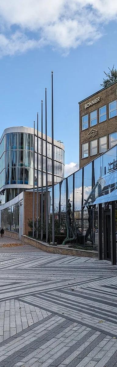 Glass-clad triangular building of Bonniers Konsthall on Torsgatan, Stockholm